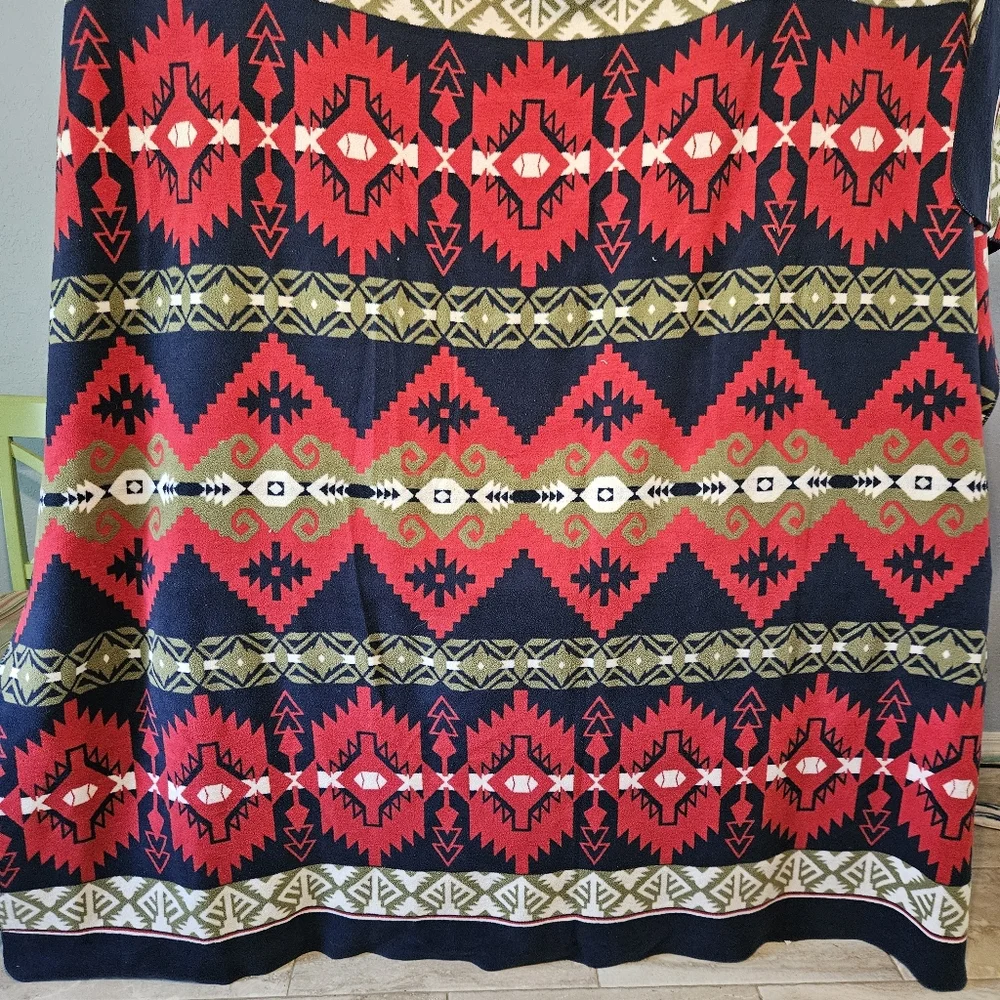 Fleece Blanket Native Print Queen - Picture 1 of 2